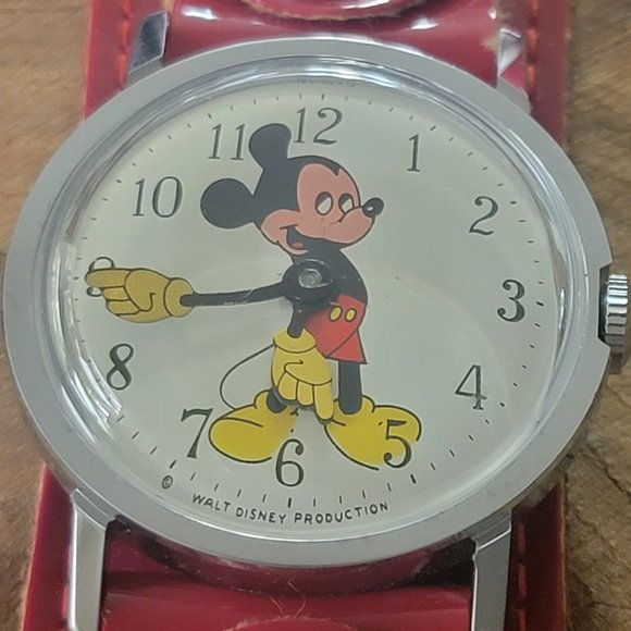 1970 Mickey Mouse Watch - Picture 1 of 4